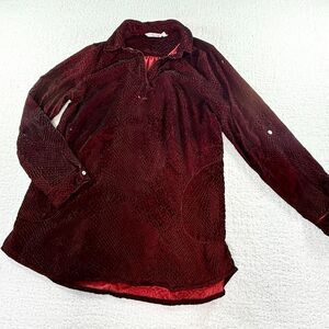 Soft Surroundings Red Black Dragon Scale Embossed Velvet V Neck Tunic - US Women